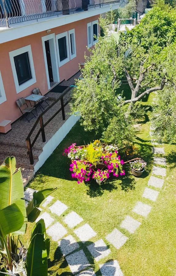 B&B Villa Pacifica Peschici Eksteriør billede