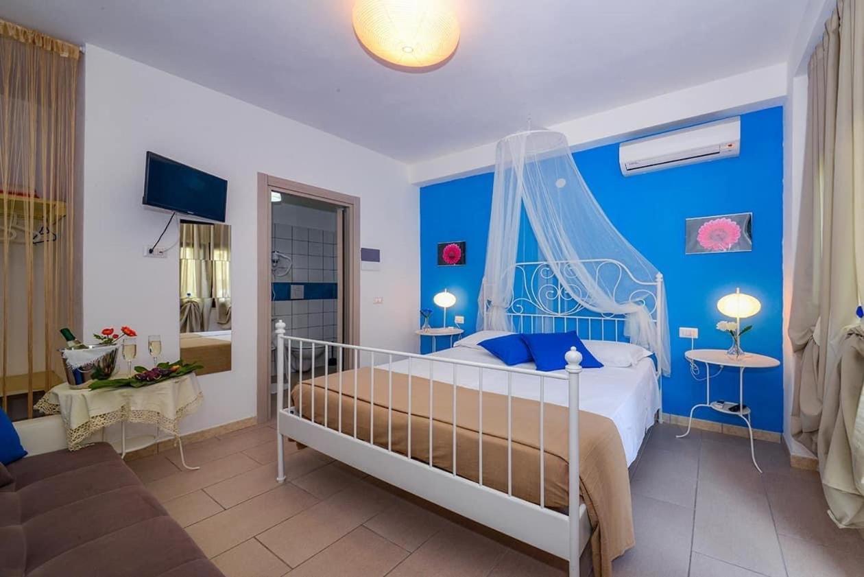 B&B Villa Pacifica Peschici Eksteriør billede